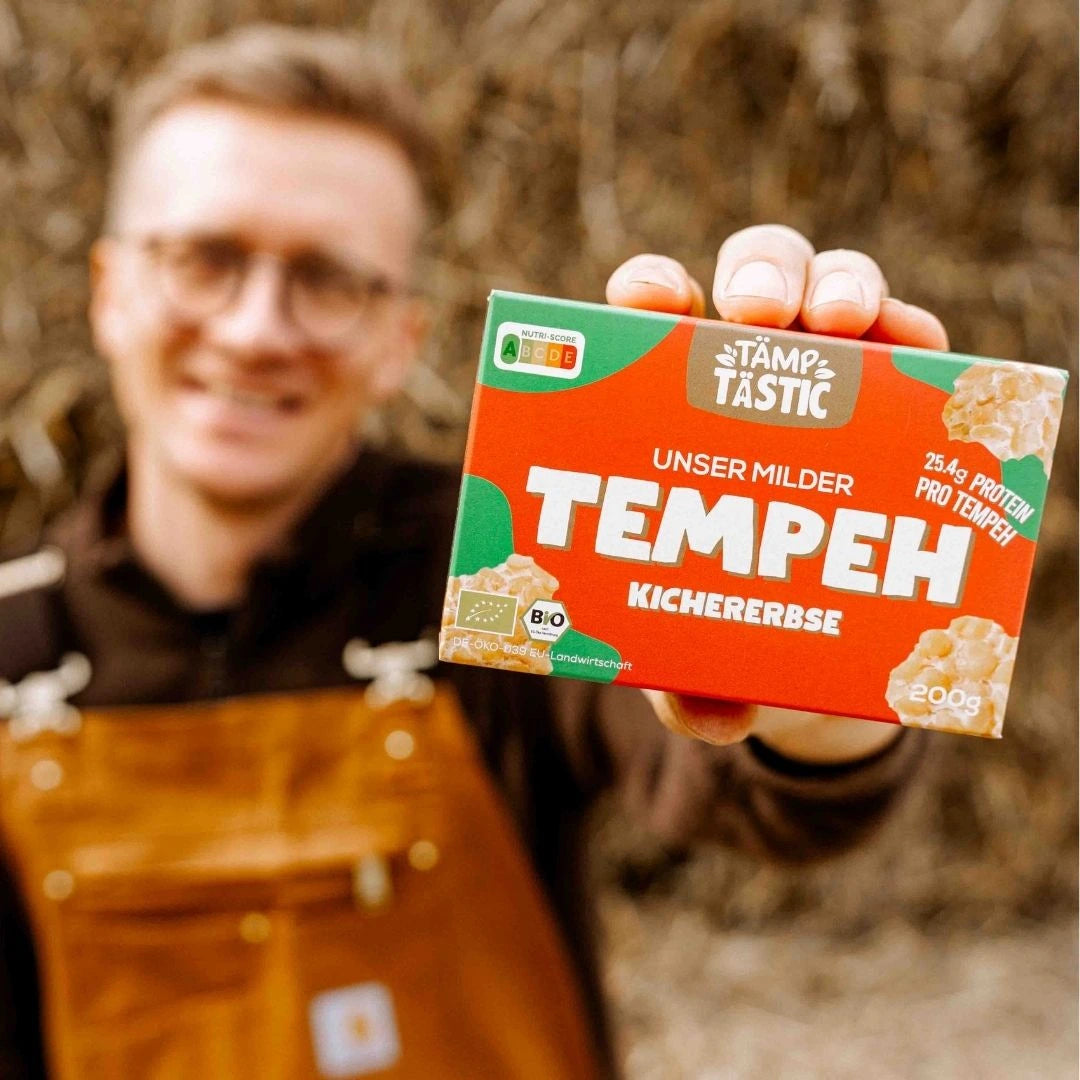 Bio-Tempeh Kichererbse. 25,4g Eiweiß, sojafrei und handgemacht in Opas altem Stall am Berghaus.