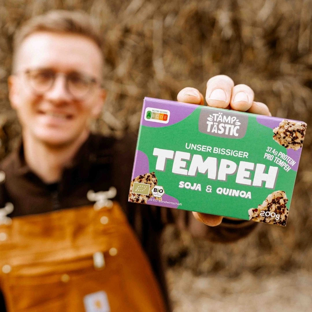 Bio-Tempeh Soja & Quinoa. 38g Eiweiß, handgemacht in eigener Manufaktur in OWL von Gründer Luca.